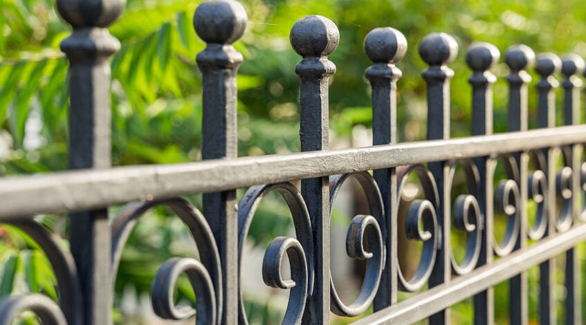 Exterior Experience offers traditional ornamental fences