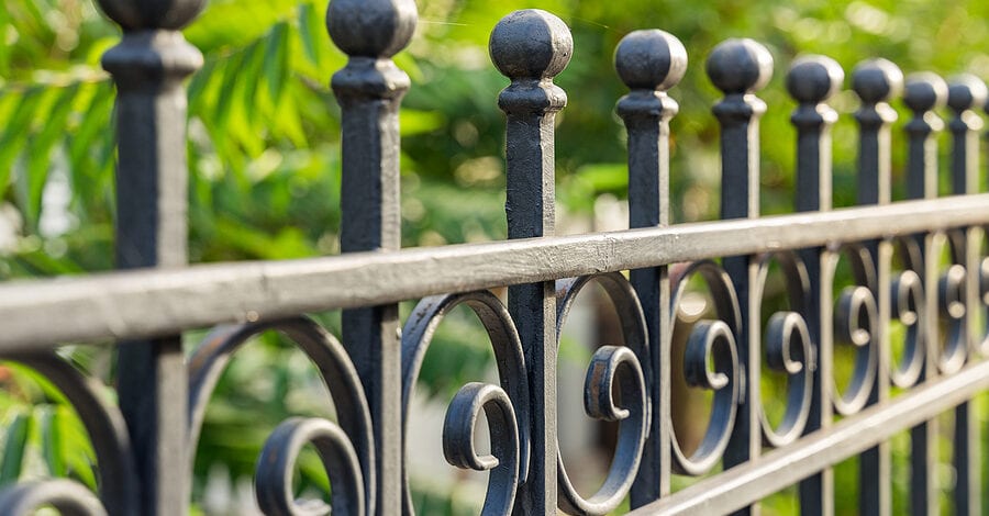 Exterior Experience offers traditional ornamental fences
